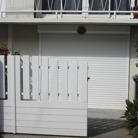 Maranatha Bis Apartment Сент Екстериор снимка