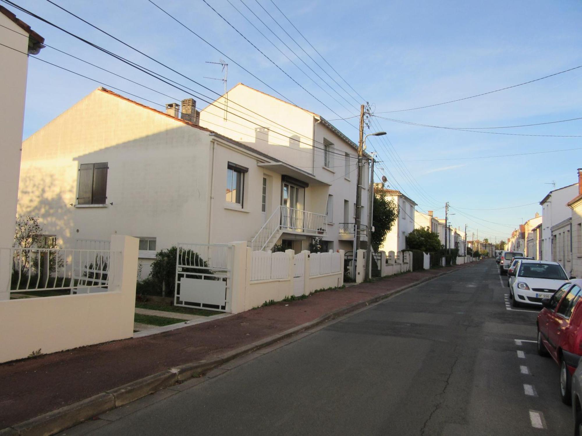 Maranatha Bis Apartment Сент Екстериор снимка